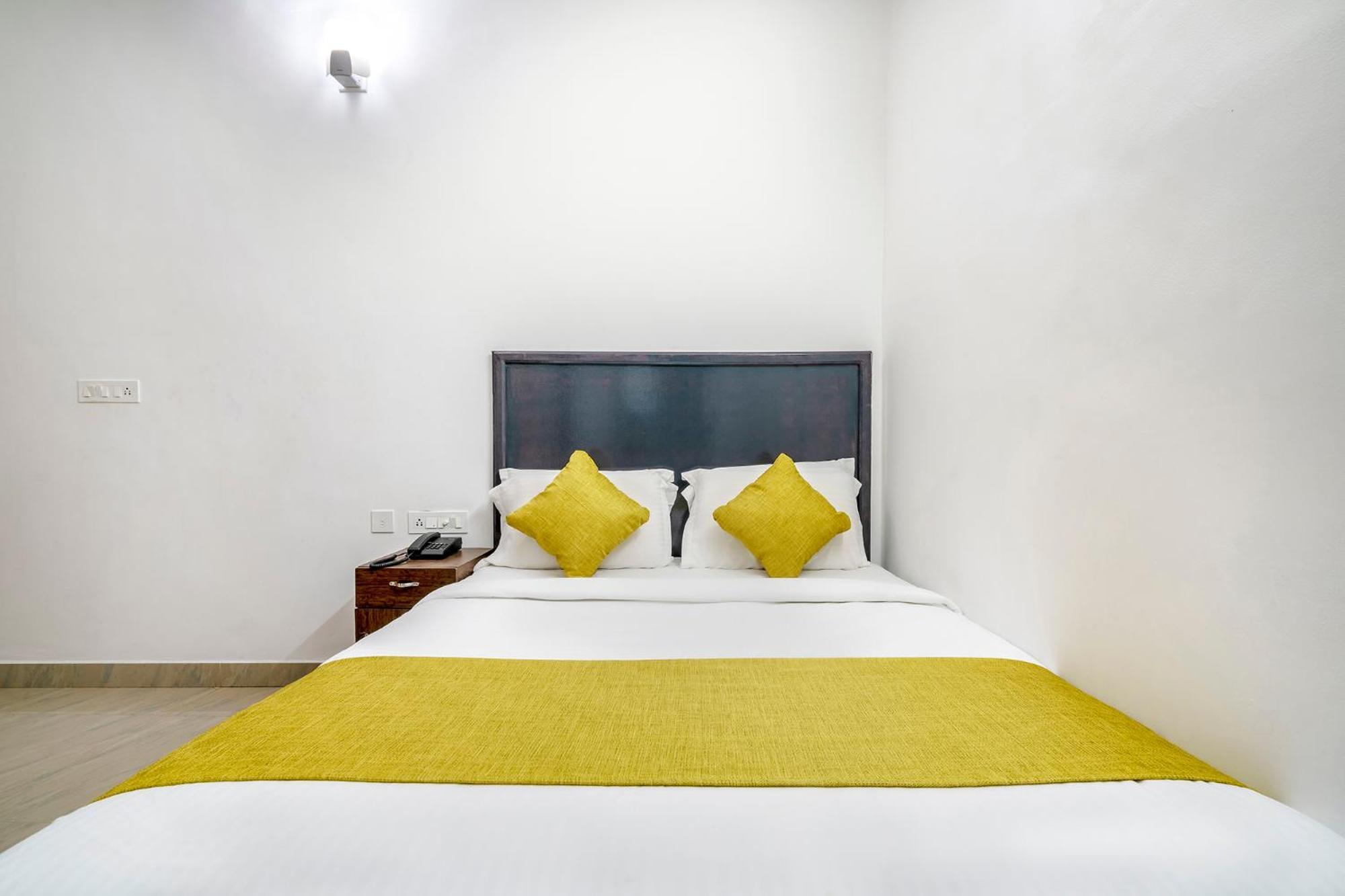 Fabhotel Abrigo Residency Anaviratty Экстерьер фото
